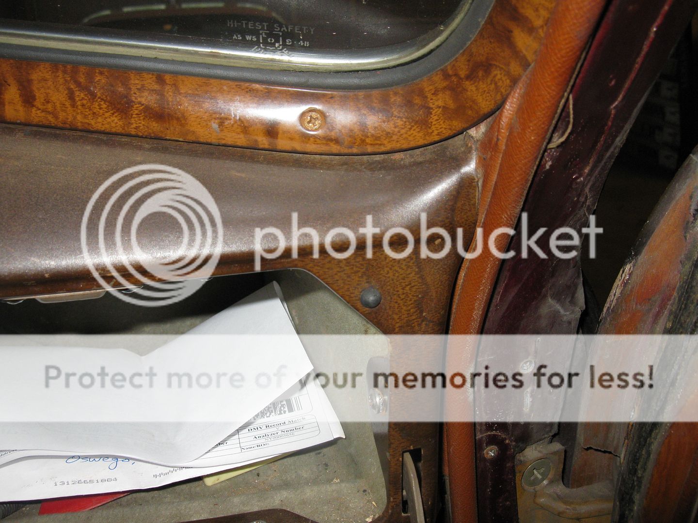 [Linked Image from i1035.photobucket.com]